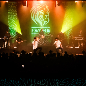 TOUR-DATE IWOKS